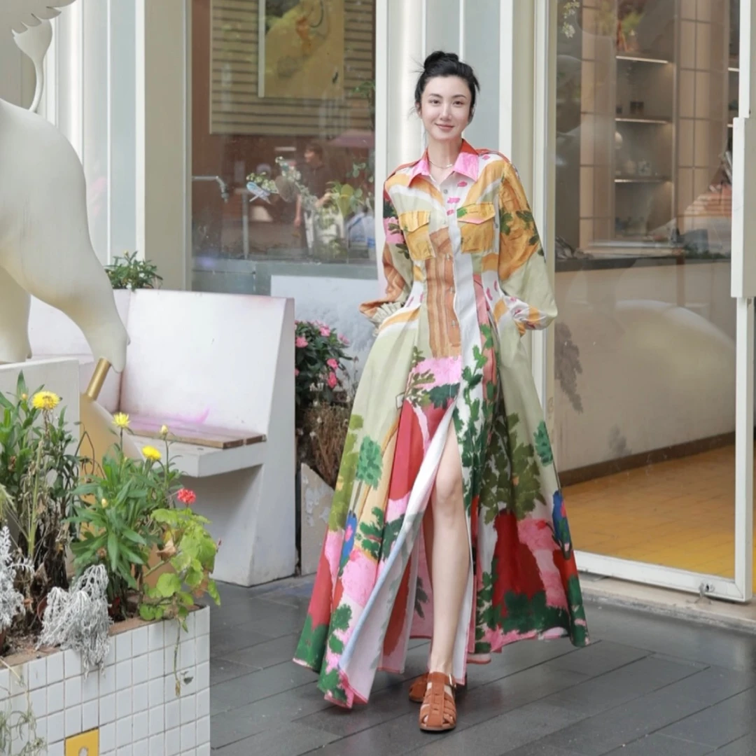 【壁虎姐】GECKO2025夏季新款 彩色法式田园油画扎染立领连衣裙