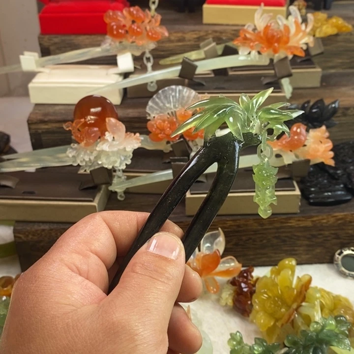 绿***海蛇纹石玉合金发饰