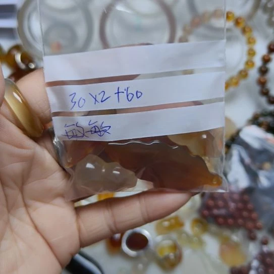 R***敏玛瑙/玉髓手链未镶嵌0088