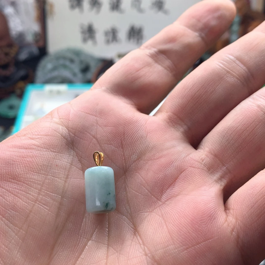 颈饰银S925镶嵌翡翠