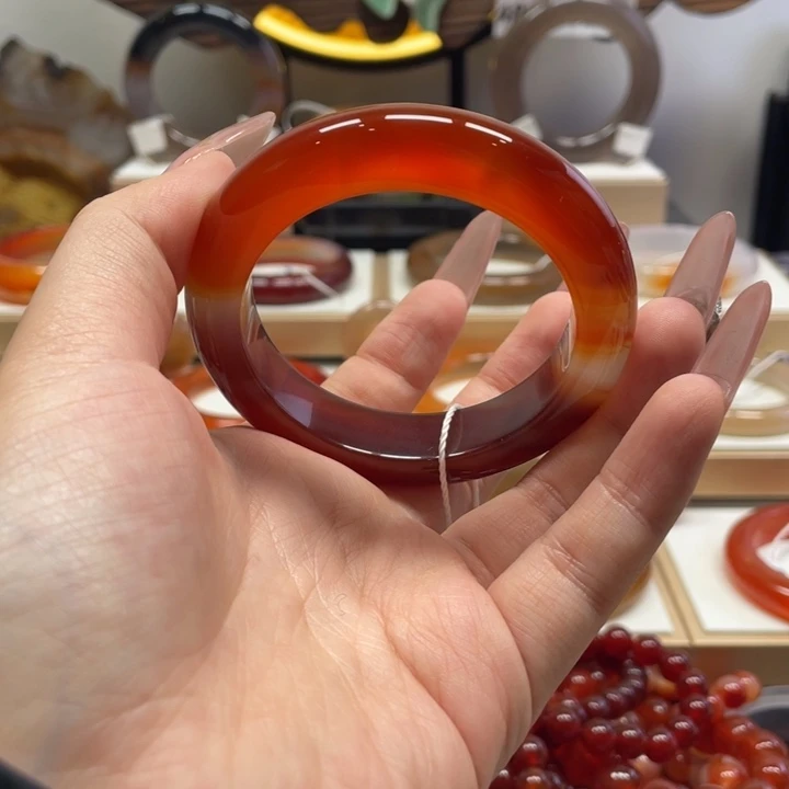 玛瑙/玉髓未镶嵌手镯