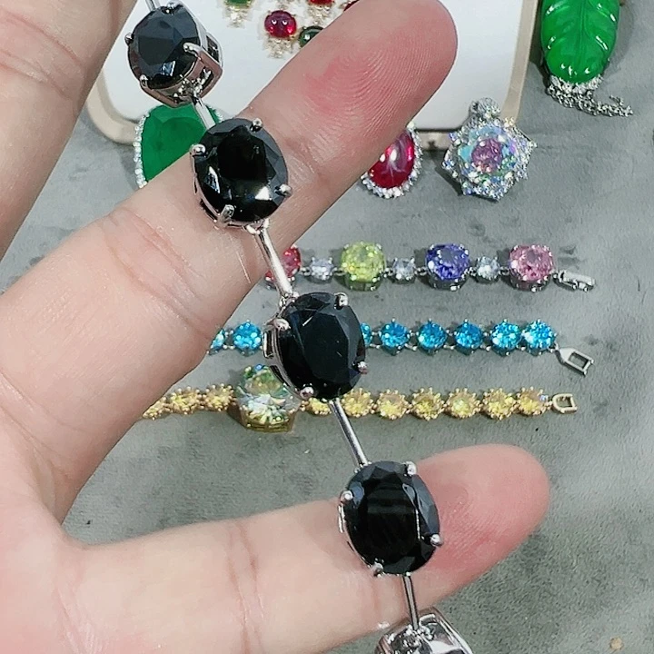 钨金无红宝蓝宝满钻镶嵌大宝贝
