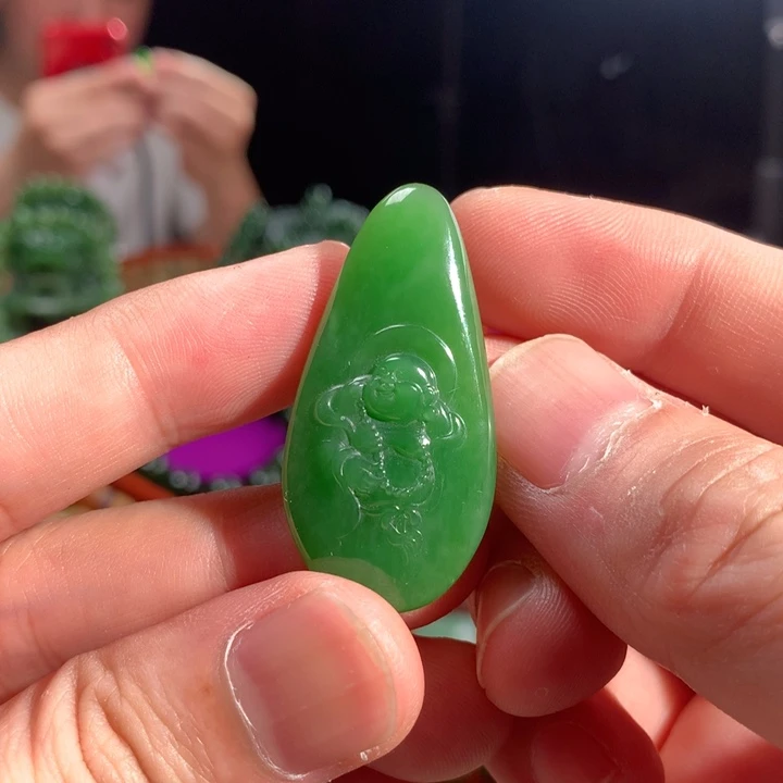 和田玉（碧玉）未镶嵌颈饰