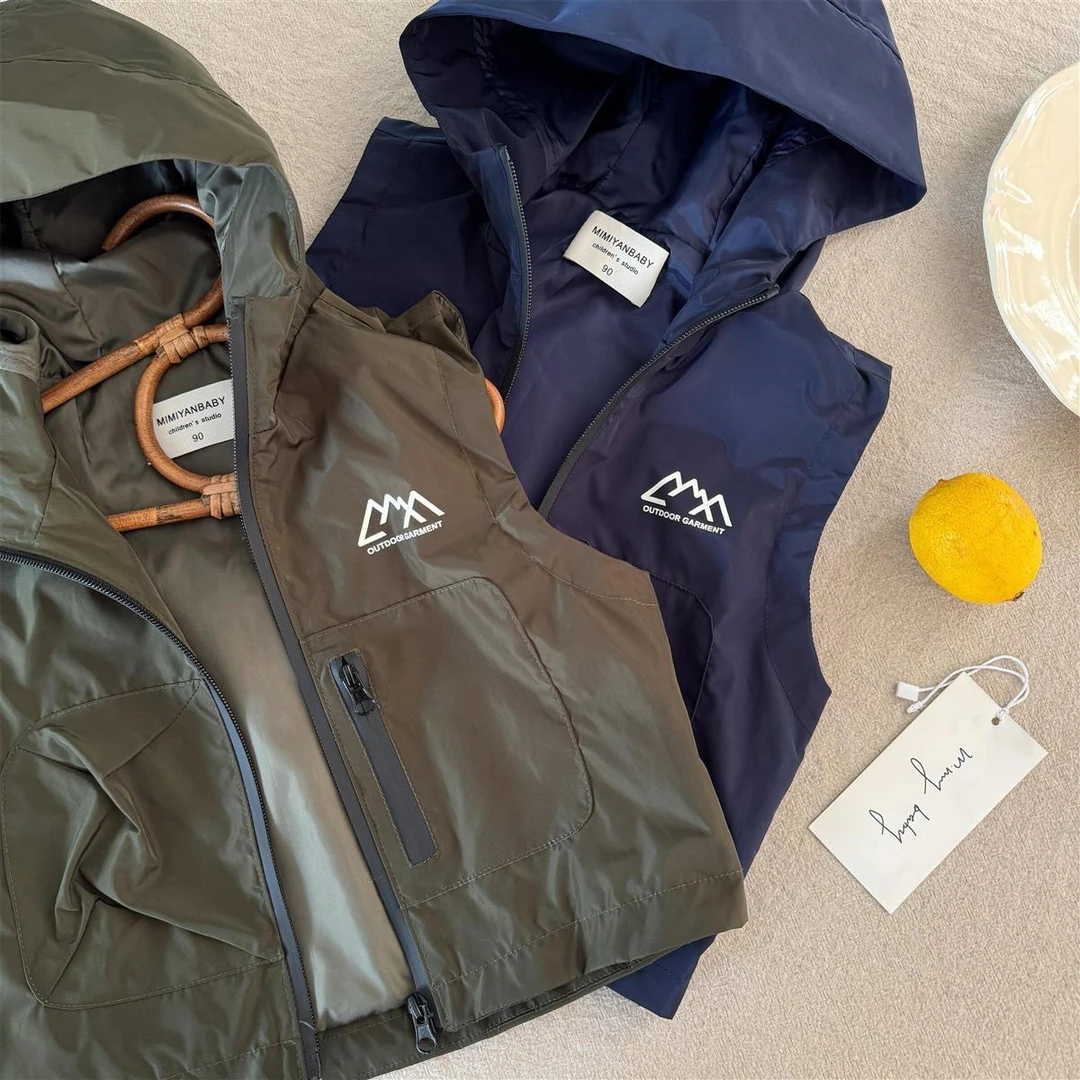 杰米熊童装男童马甲春秋款2025新款男孩背心大童夹克儿童工装马夹