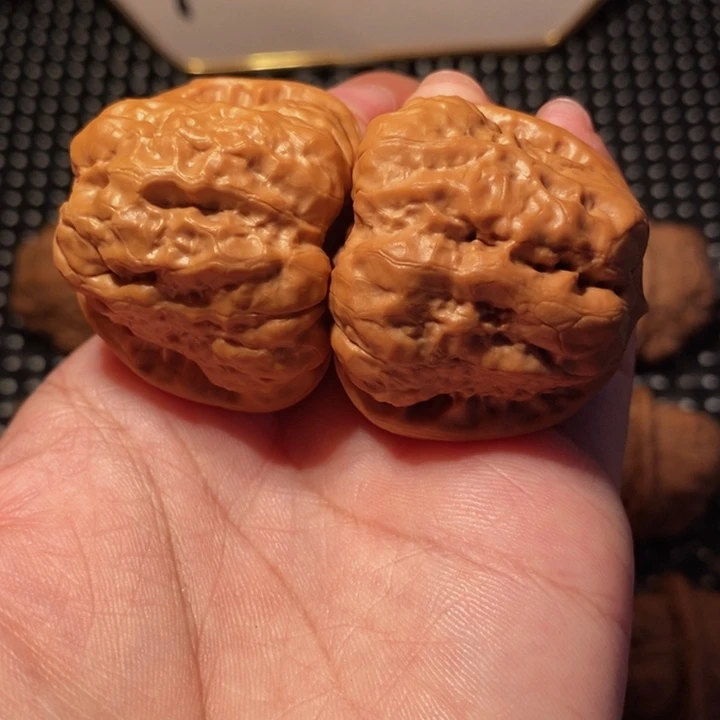把件文玩核桃大掐腰大八腿