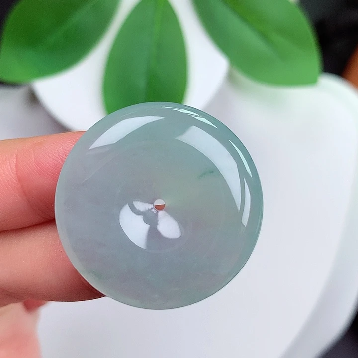 颈饰未镶嵌翡翠平安扣 29x5.4mm