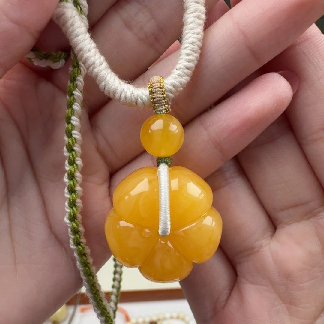琥珀未镶嵌手链蜜蜡