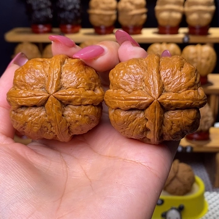 渐***远把件文玩核桃炸四98