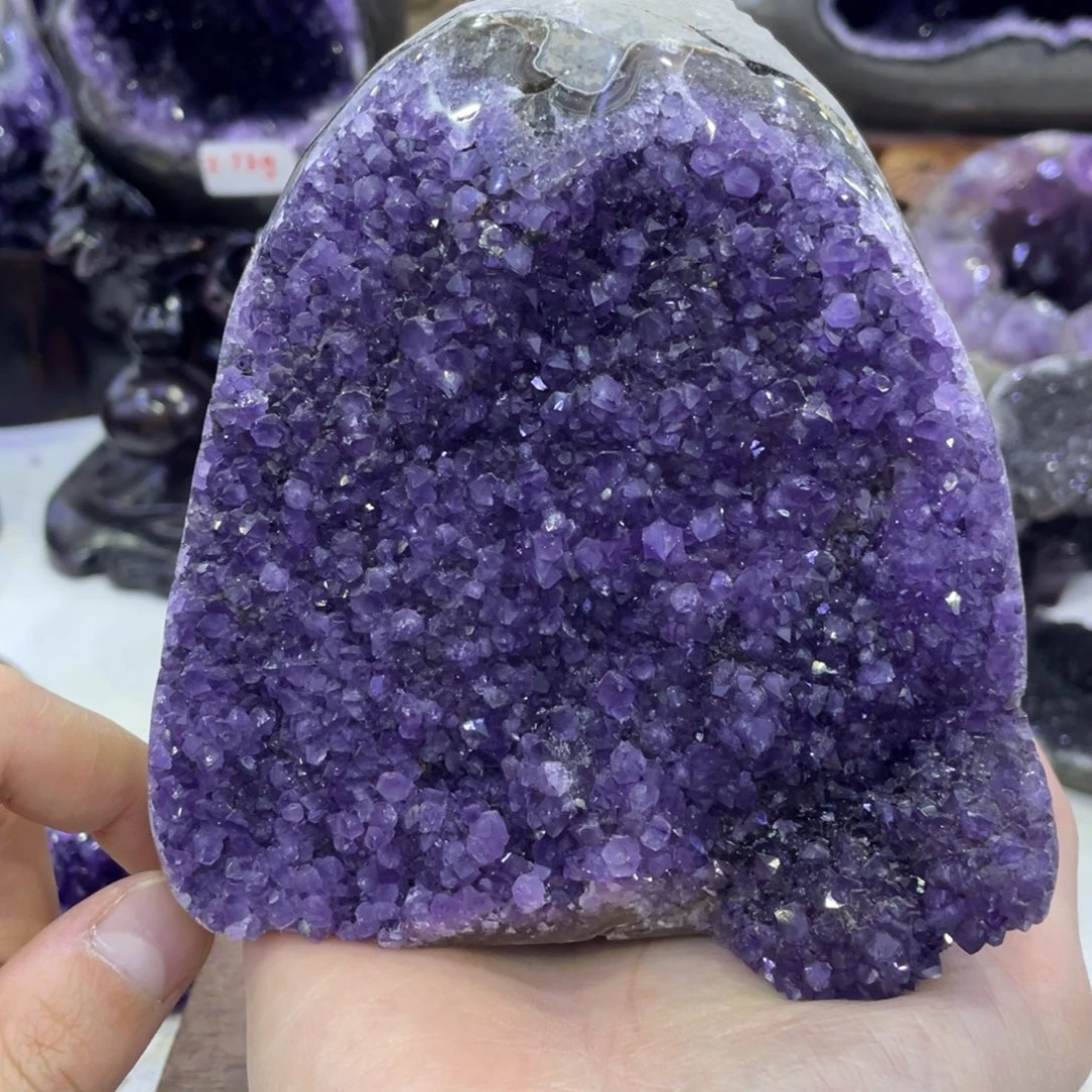 未镶嵌水晶珠宝半成品