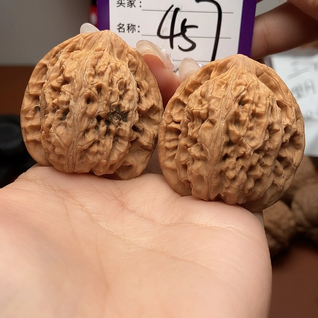 文玩核桃吊坠望月42