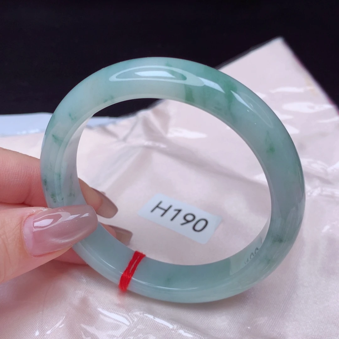 翡翠手镯未镶嵌手镯59