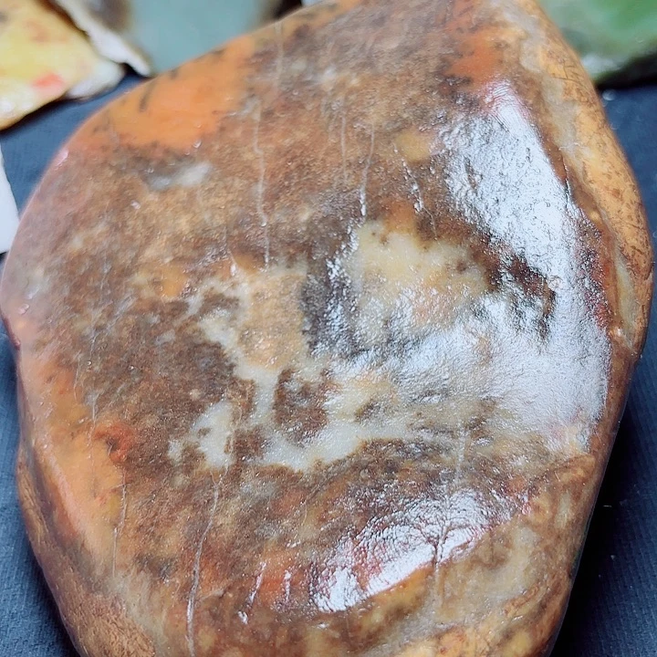 和田玉未镶嵌珠宝奇石