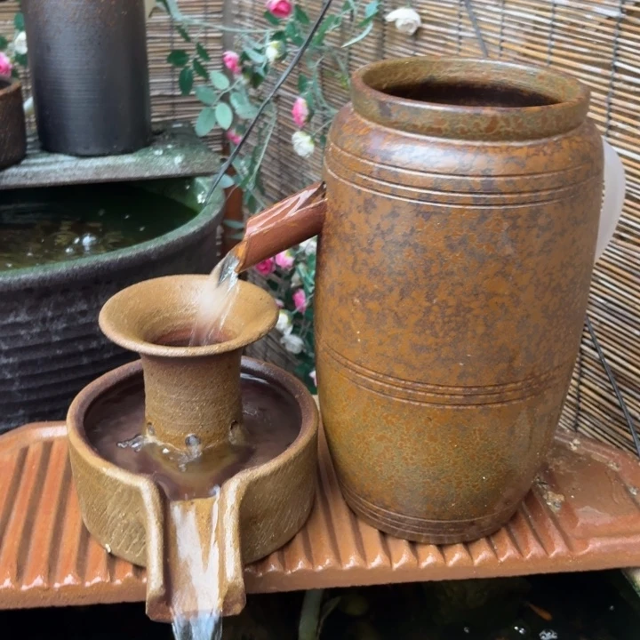 紫砂花盆口径15/32，18/16进水口1.5厘米