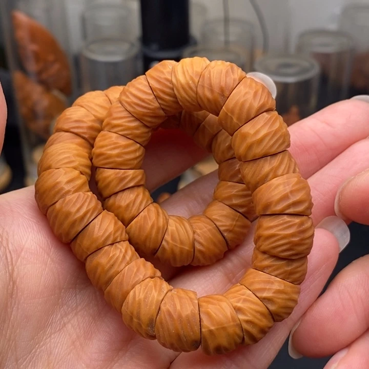 橄榄核吊坠C***W一条大肠