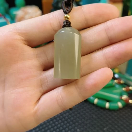 寿山石印石丹东晶