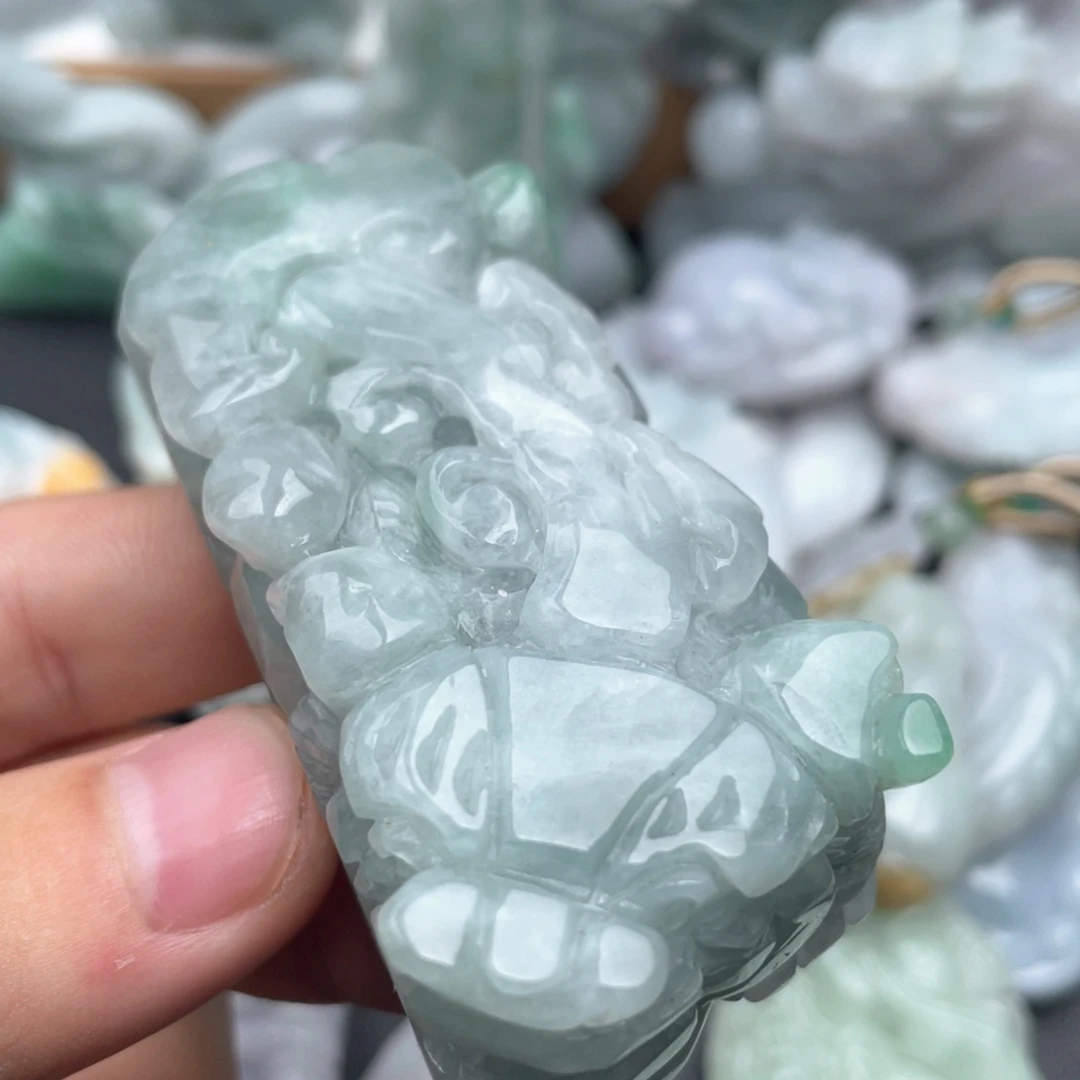 鲸***说翡翠未镶嵌吊坠(不含链)