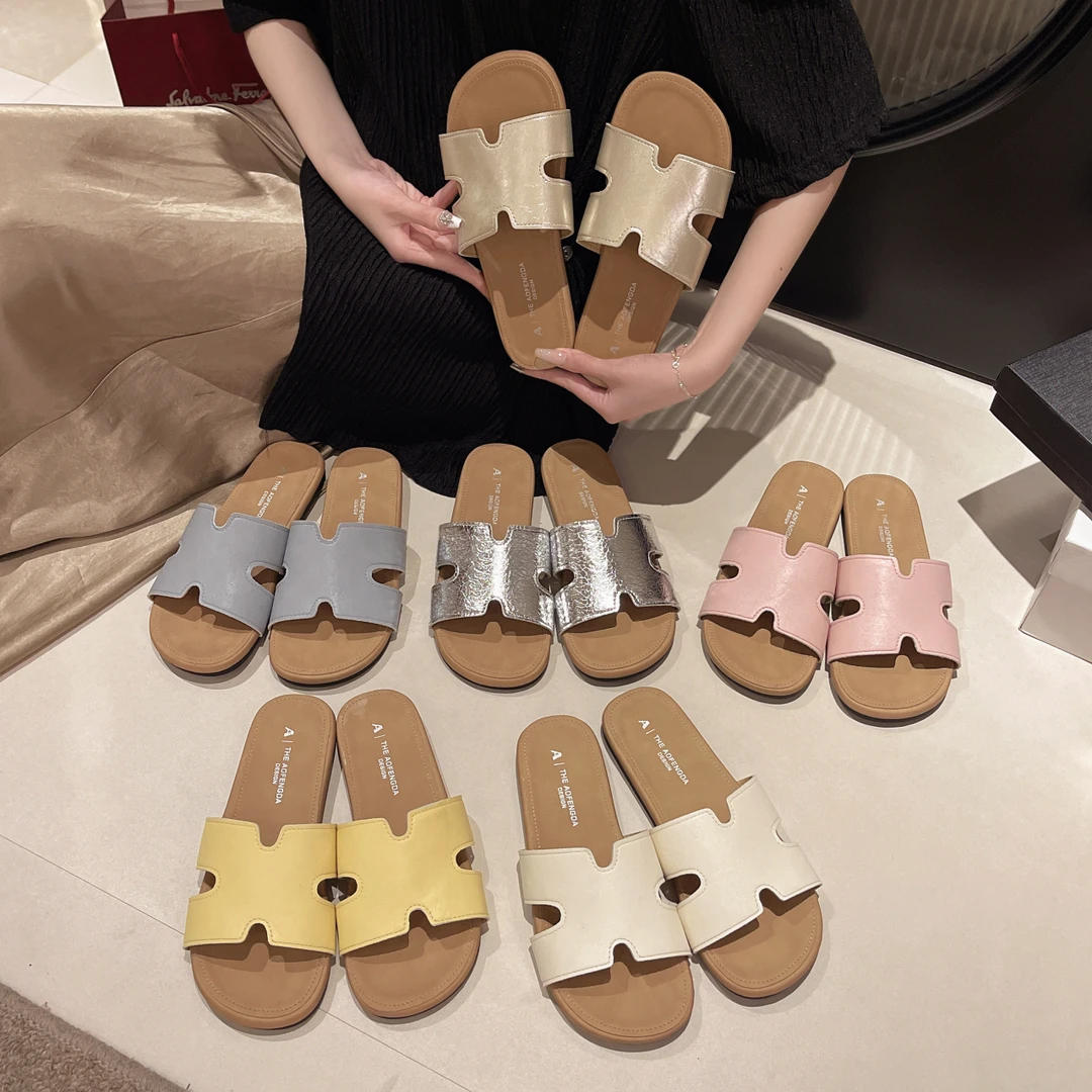 韩版软底凉拖鞋女夏季外穿2025新款平底防滑海边沙滩度假一字拖