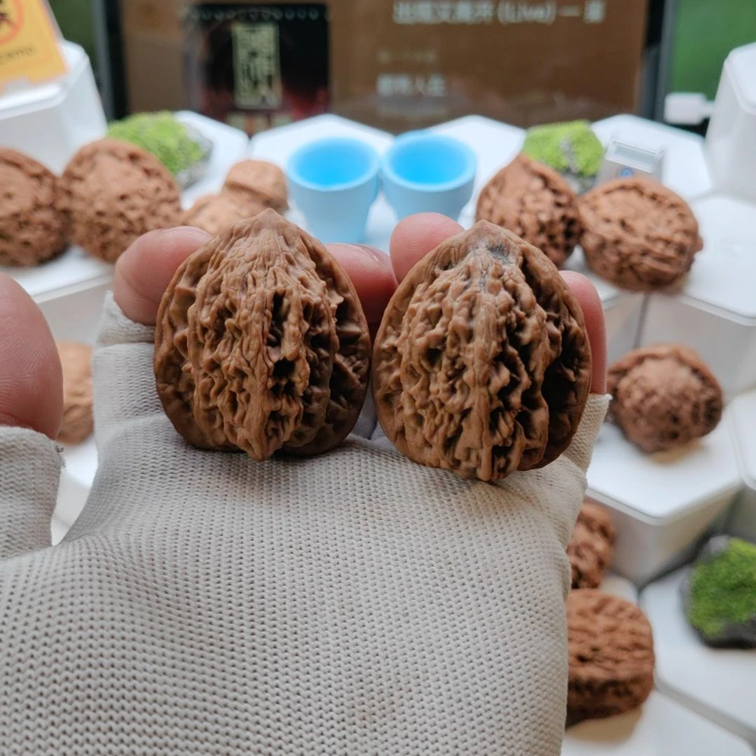 文玩核桃把件1号全品原生态三角庄虎头