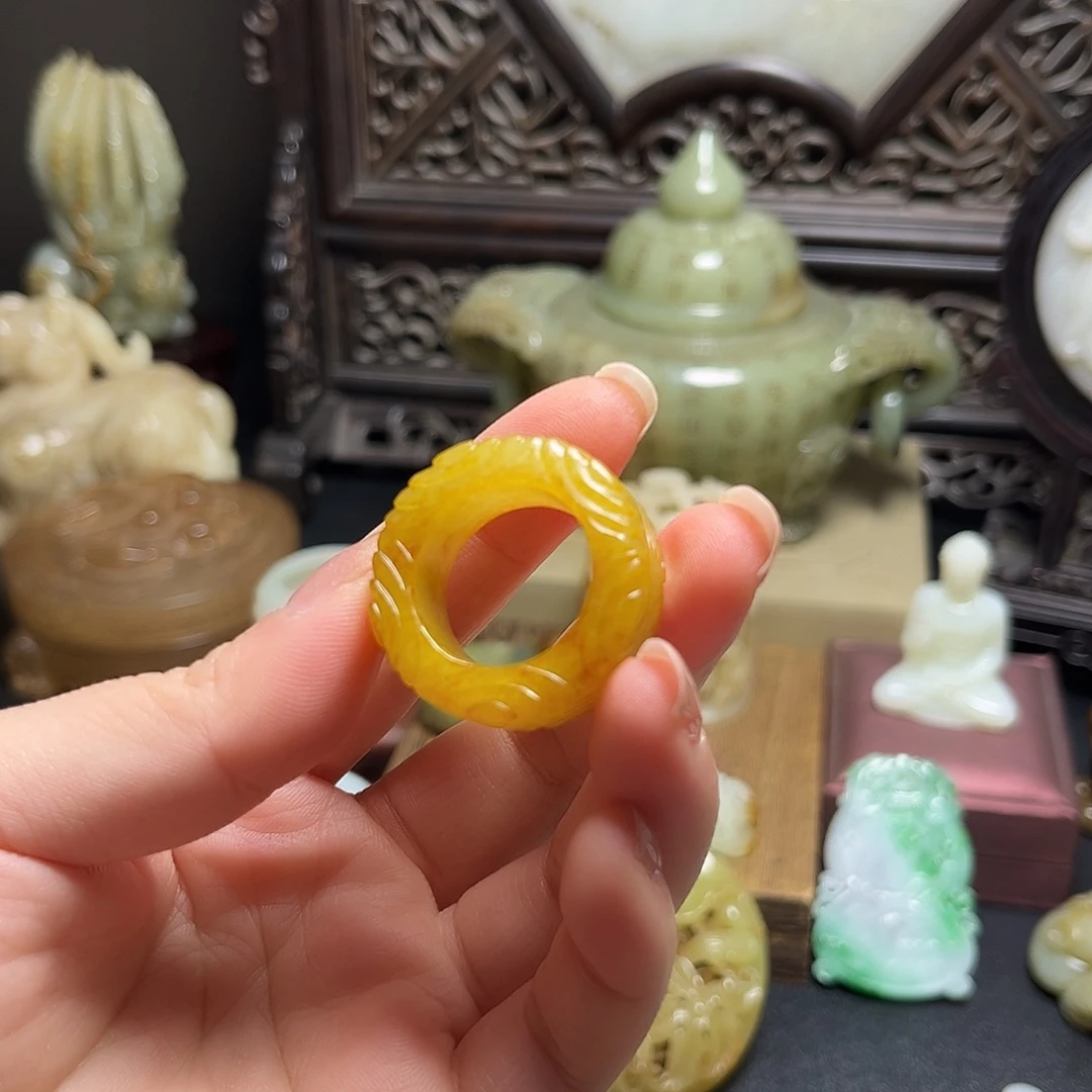 和田玉（糖玉）未镶嵌挂件