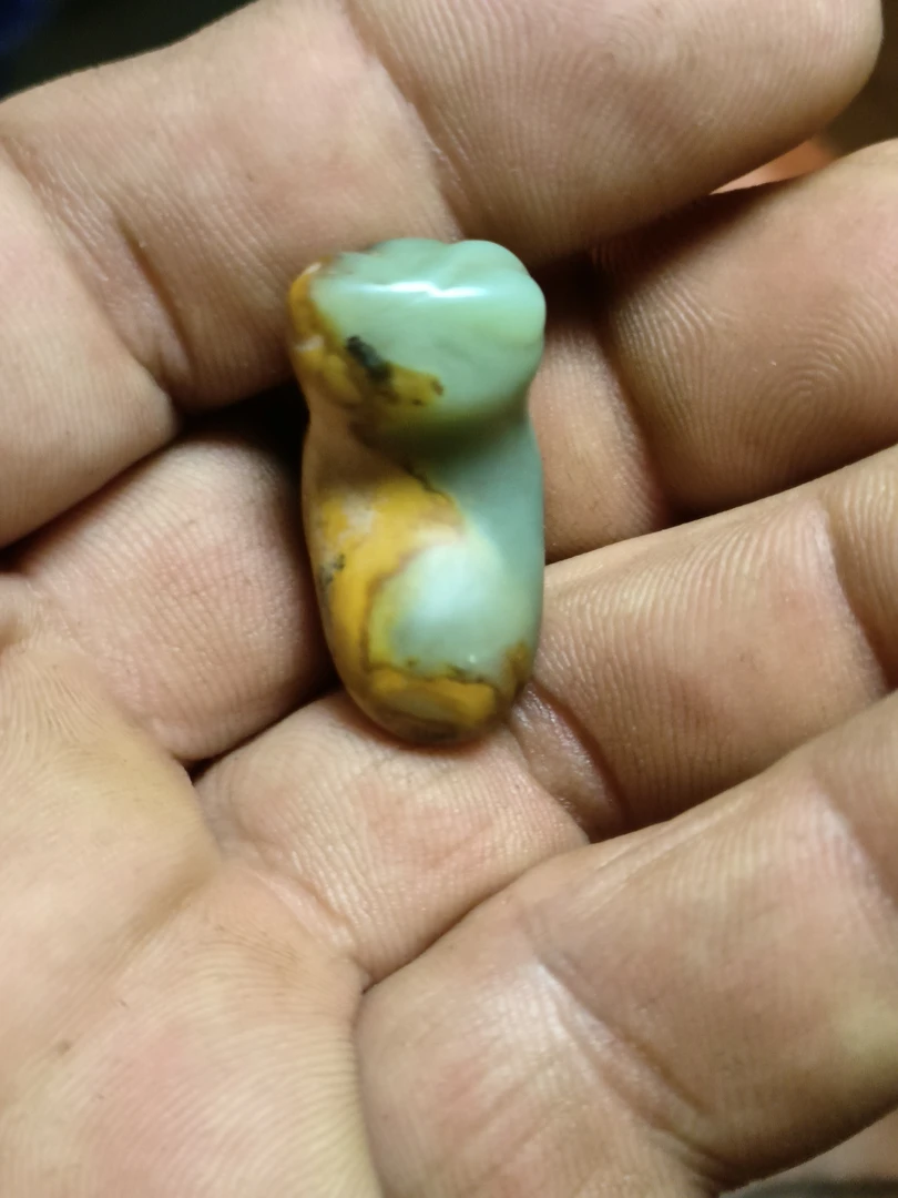 河磨奇石蝉形器型件