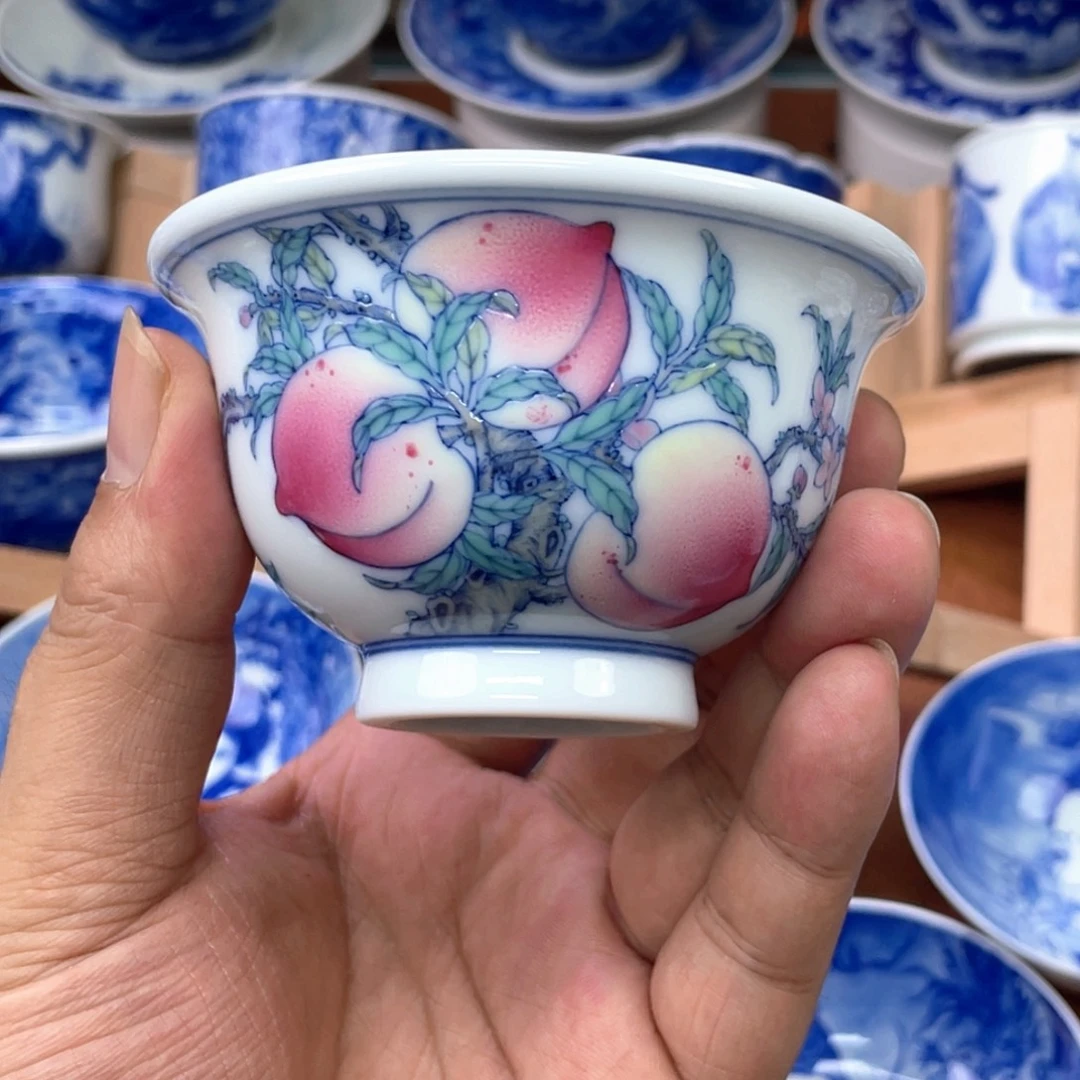 善  聴    粉彩桃子压手杯