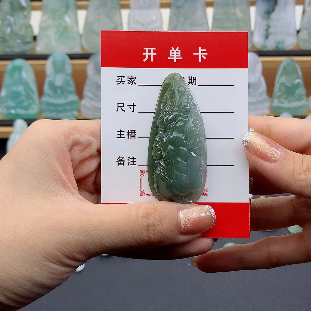 翡翠未镶嵌颈饰佛魔一念