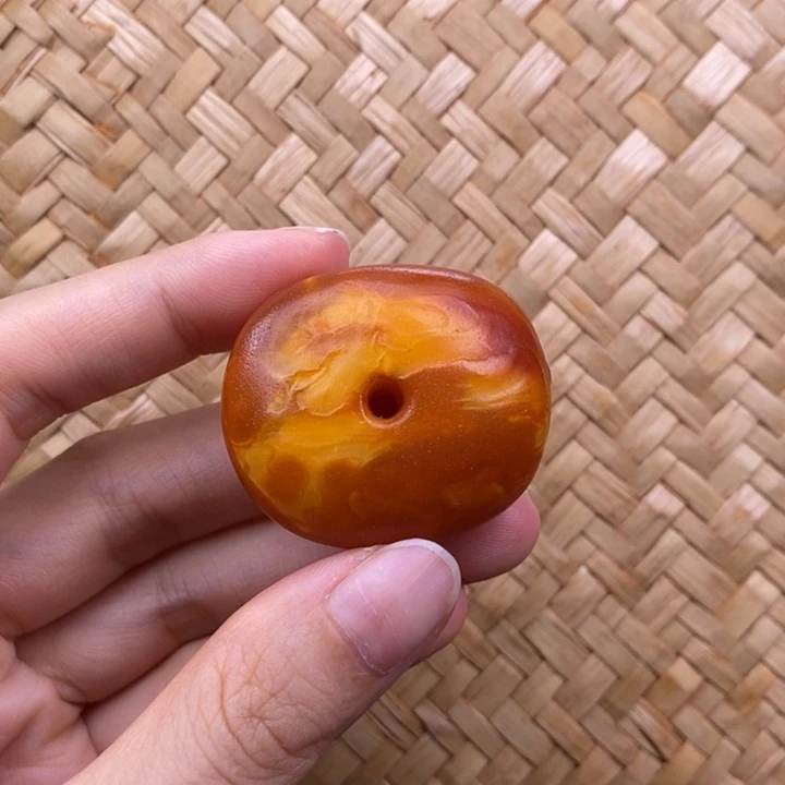 未镶嵌琥珀裸石蜜蜡M