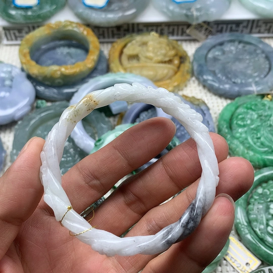 翡翠未镶嵌手镯58-59雕花手镯