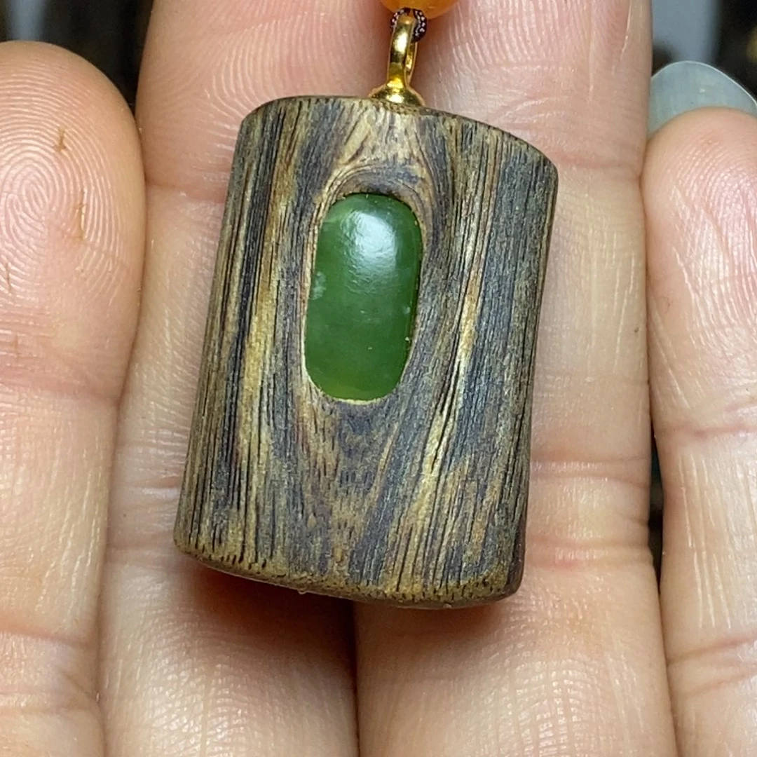 沉香沉香碎屑牌子