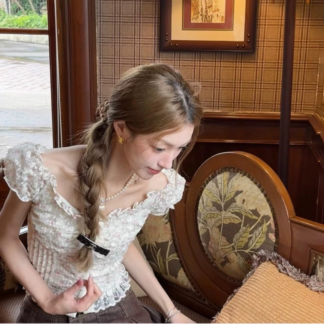 SourceWithU 秘密花园 法式少女感重工碎花刺绣小上衣