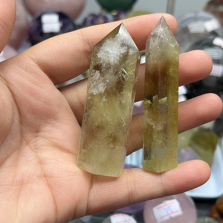 未镶嵌珠宝半成品水晶92克黄水晶柱