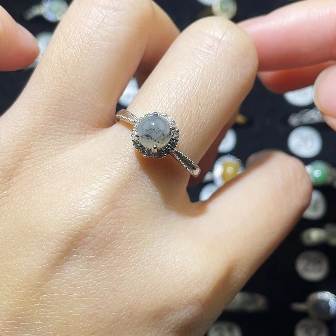 翡翠未镶嵌戒指戒指