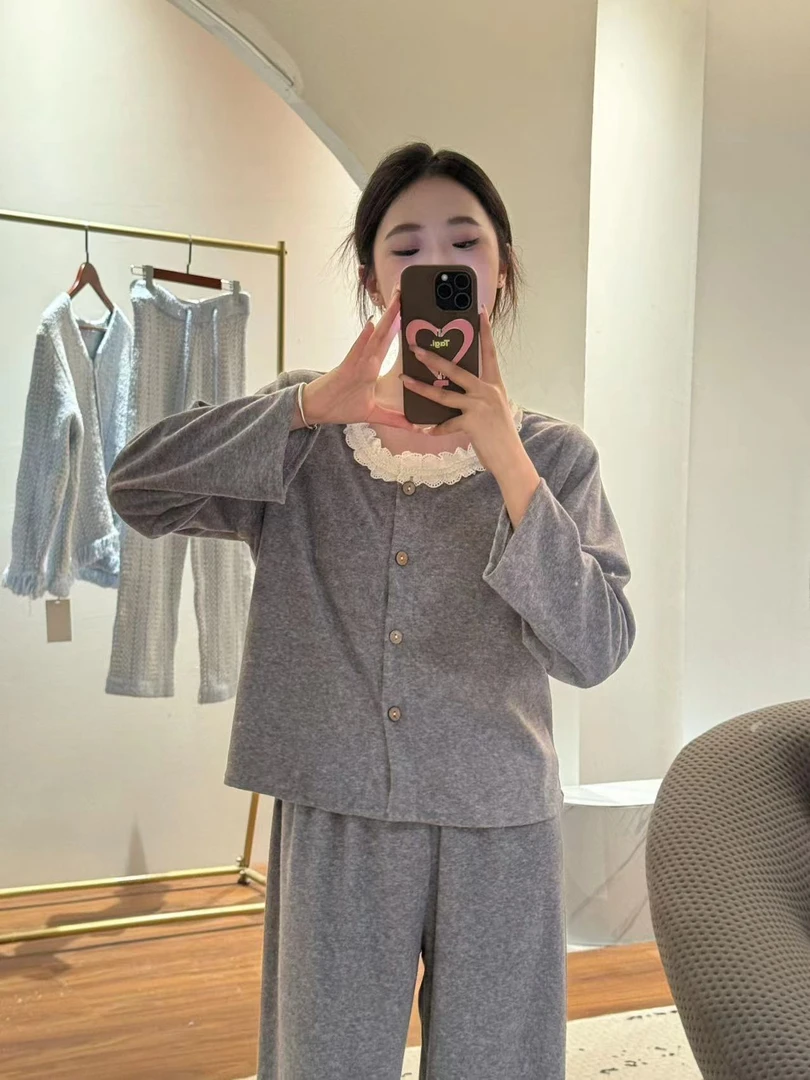 VINEEMAN【灰色梦境】睡衣女秋冬新款牛奶绒长袖穿家居服时髦套装