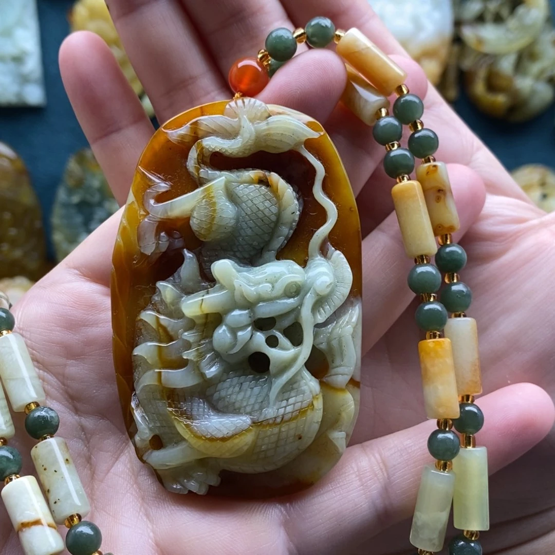 【闪购商品】岫玉未镶嵌颈饰龙
