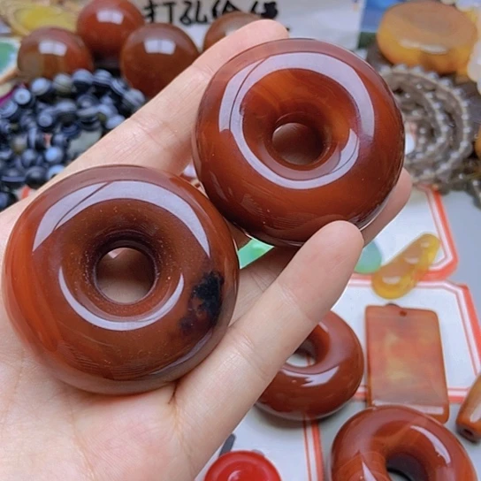 【闪购商品】玛瑙/玉髓未镶嵌珠宝半成品你**子
