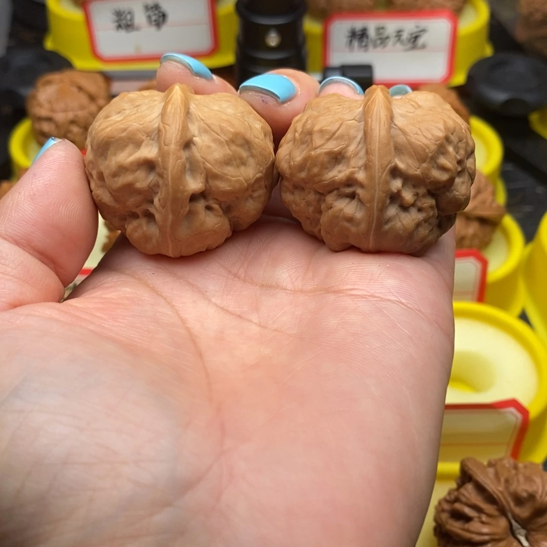 魏***.吊坠文玩核桃古蝉