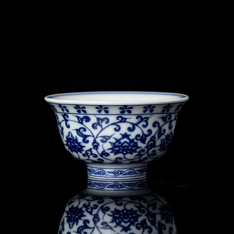 景德青花缠枝莲纹压葵花内画茶杯主人杯D09