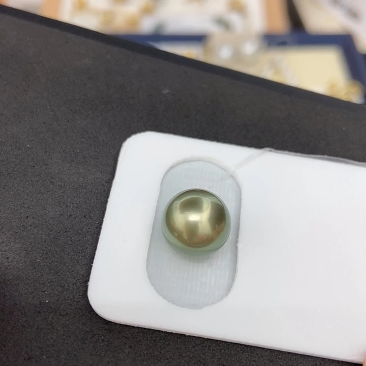 海水珍珠裸珠大溪地10.9牛油果绿