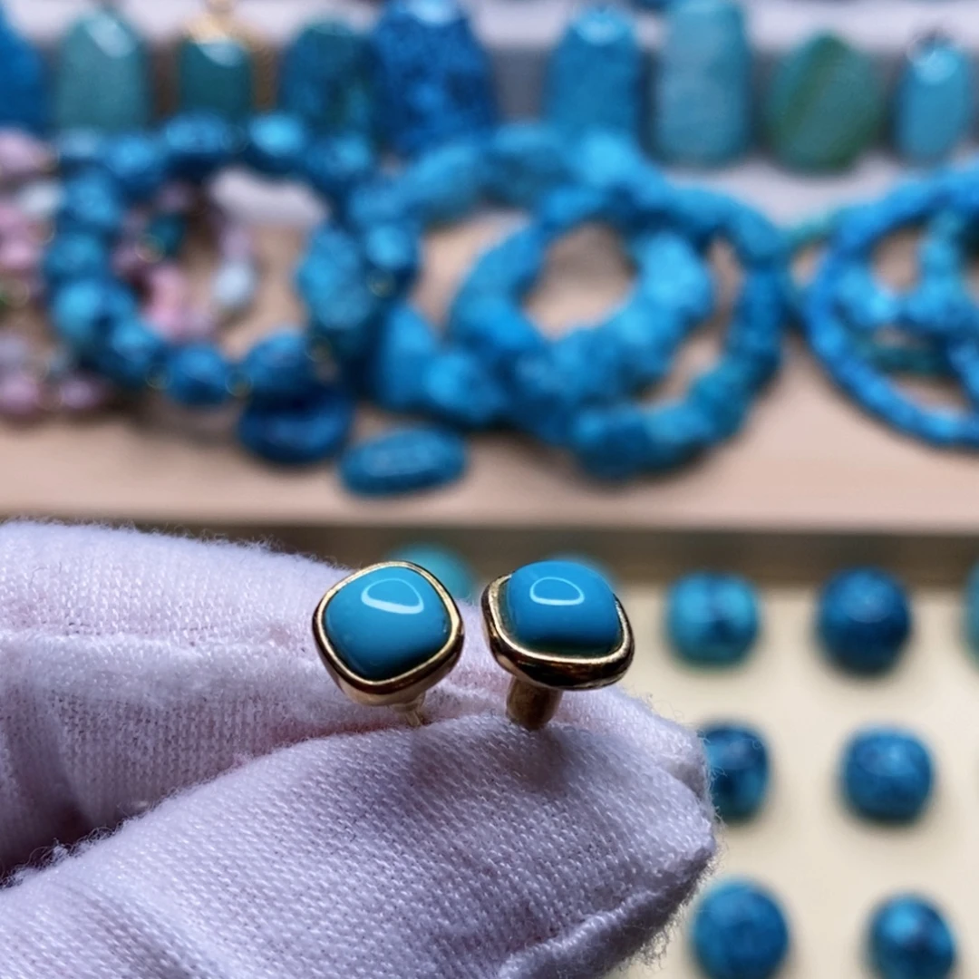 未镶嵌绿松石珠宝奇石