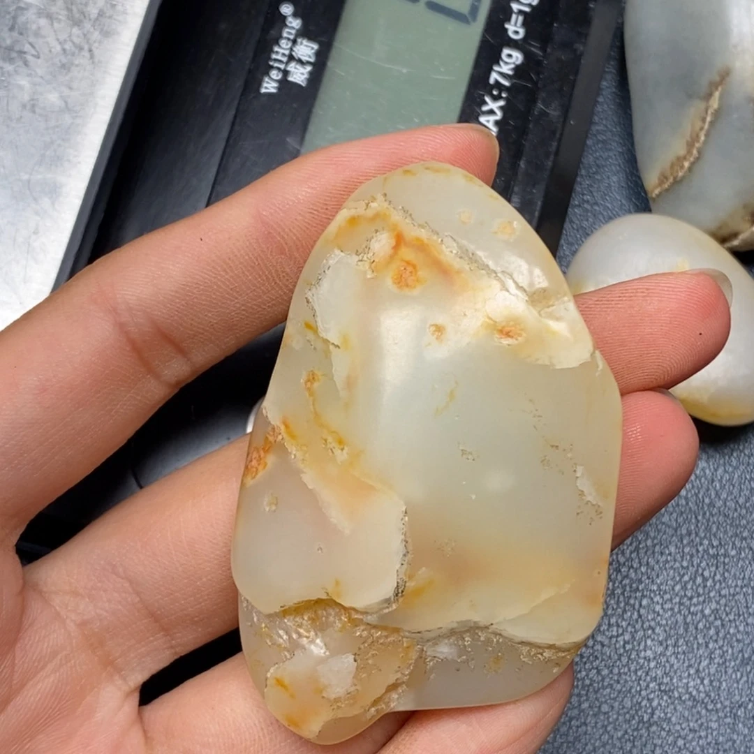 和田玉（糖玉）未镶嵌挂件