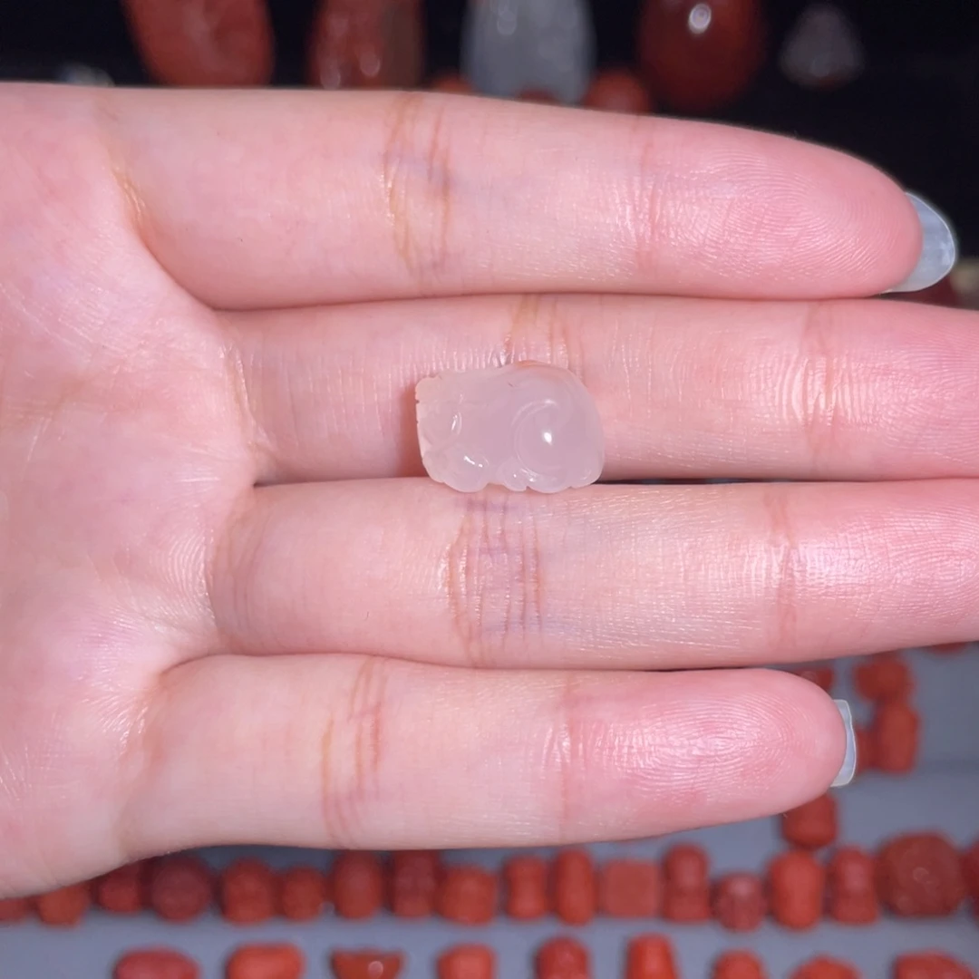 南红玛瑙未镶嵌荔枝冻貔貅10mm