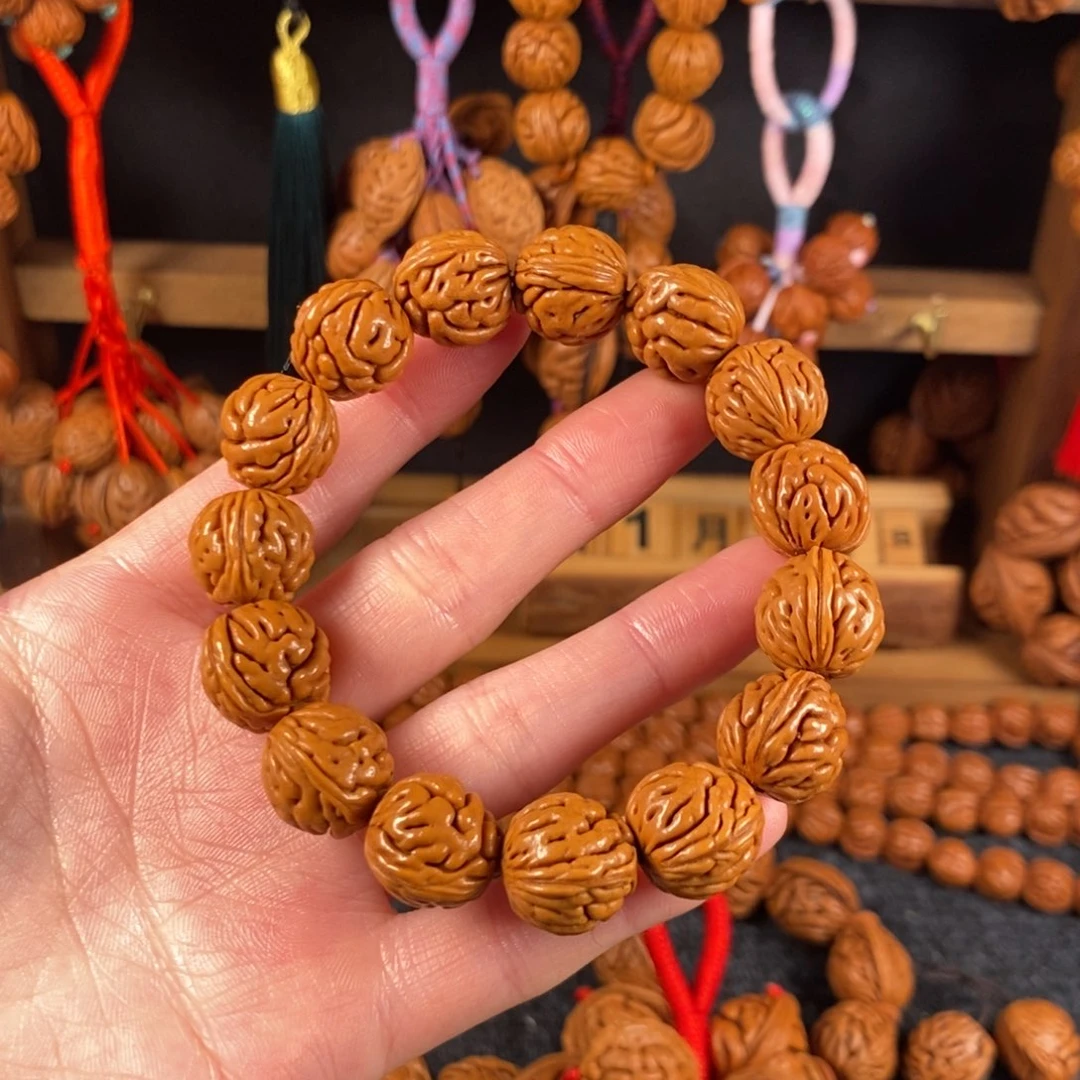 吊坠桃核16链接桃枭手串