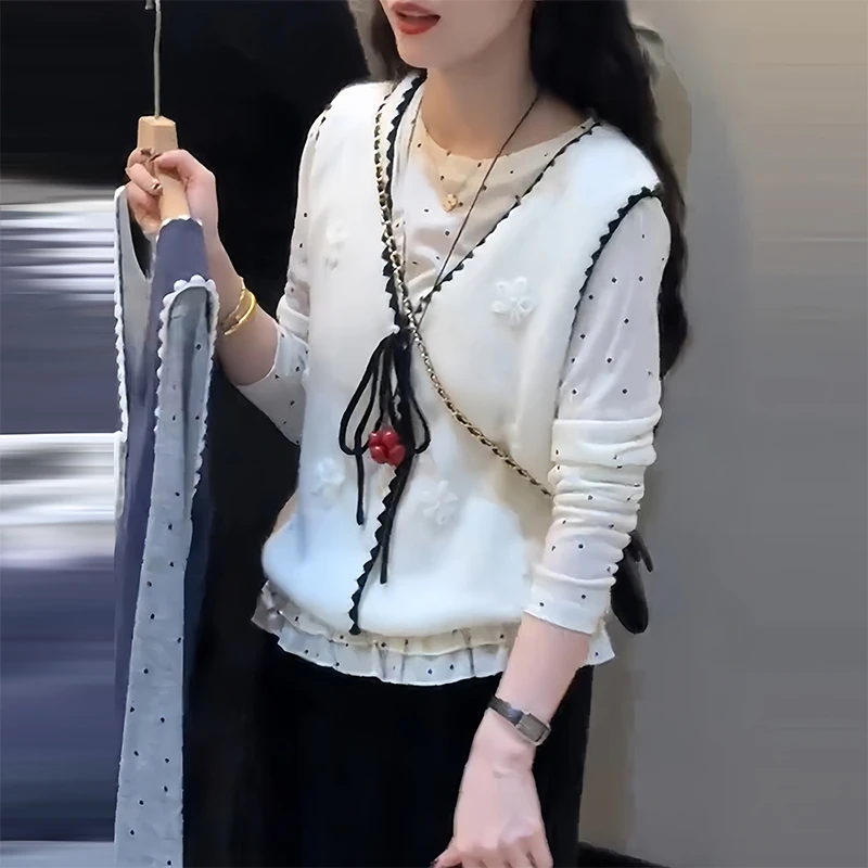 甜美可爱风格衣服套装系带立体花马甲女秋季款波点木耳边下摆上衣