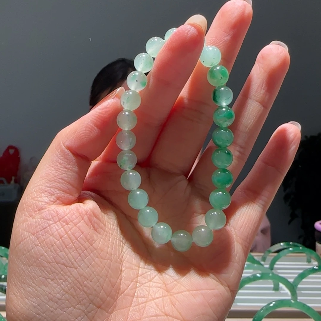石英质玉（非洲翠）未镶嵌手链