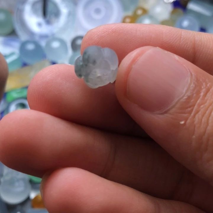 未镶嵌定制翡翠?**?挂件