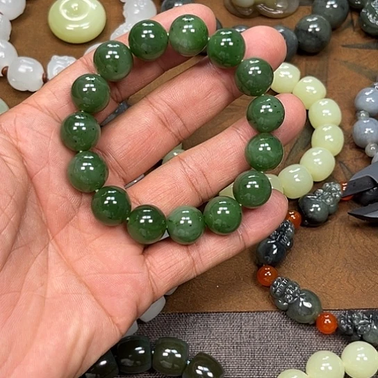 和田玉未镶嵌手链