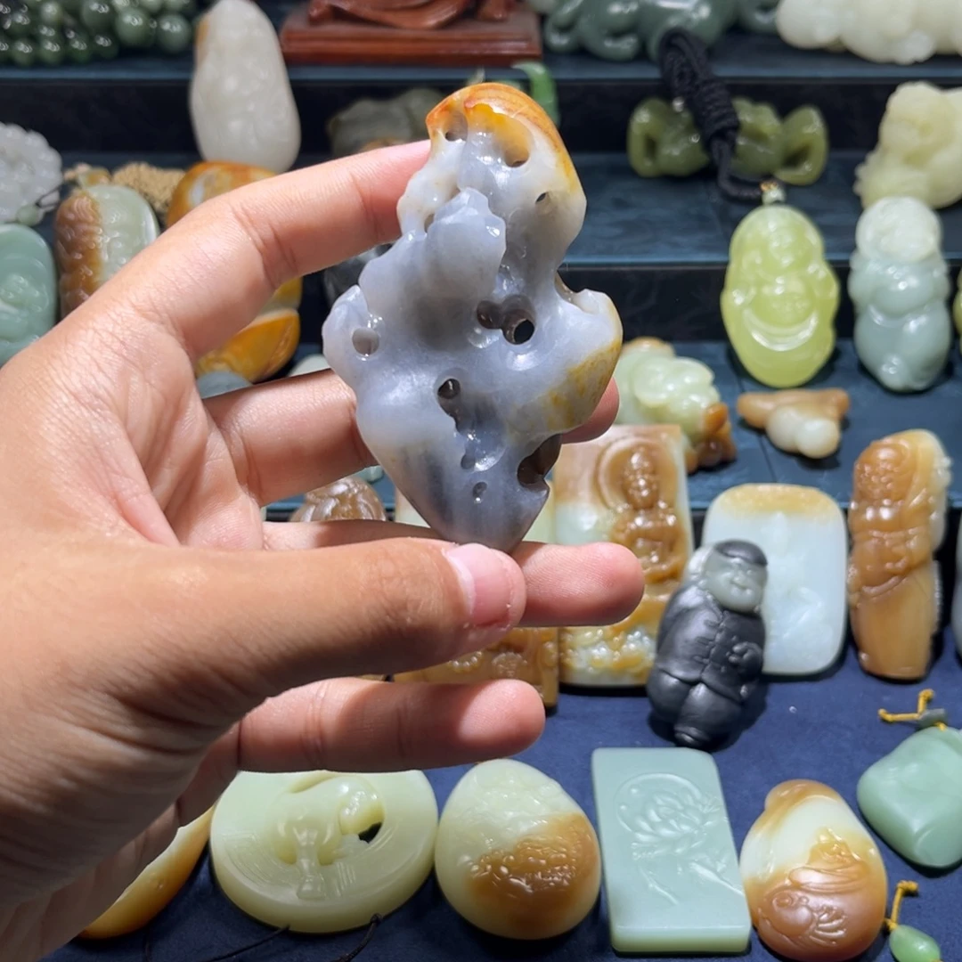 和田玉未镶嵌挂件