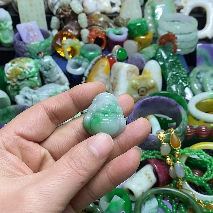 颈饰未镶嵌翡翠此****由缅甸翡翠首饰配饰