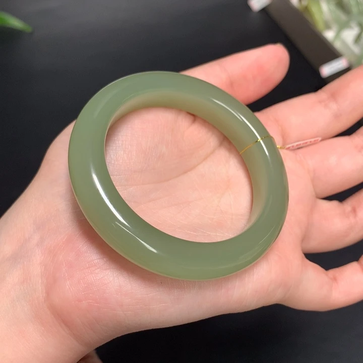 和田玉手镯未镶嵌52