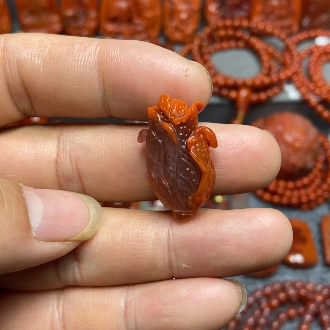 南红玛瑙吊坠(不含链)未镶嵌